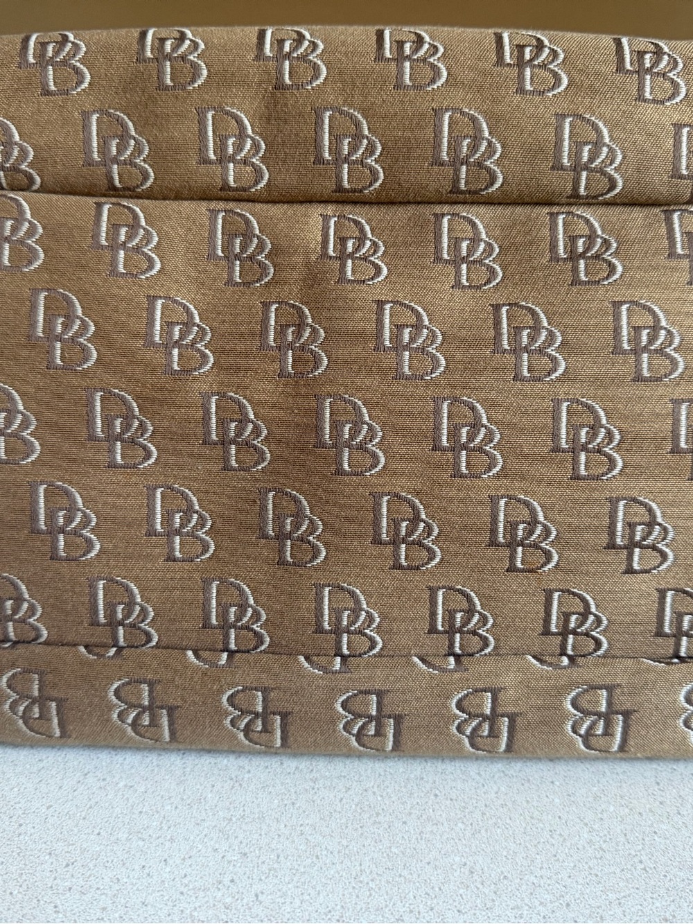 Vintage Dooney & Bourke Tan/Brown Signature Logo Shoulder Bag - Picture 4 of 5
